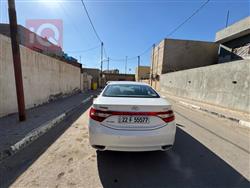 هيونداي أزيرا